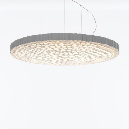 Lámpara Calipso Suspension LED de Artemide en acabado blanco, vista inferior con patrón celular.