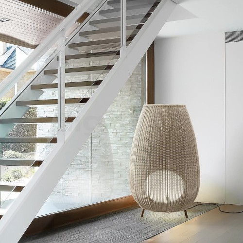 Lámpara Amphora 01 LED de Bover color natural con estructura de fibra sintética tejida